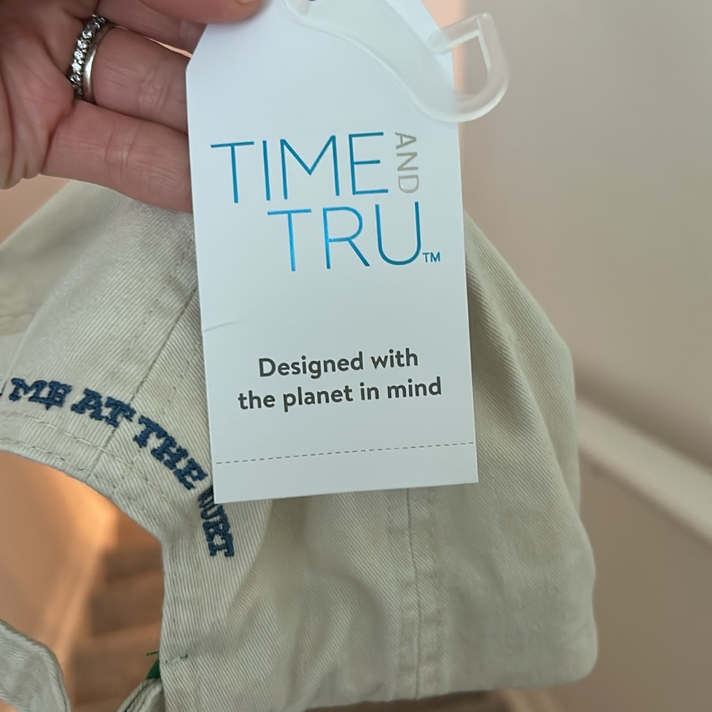 Pickleball Hat - one size. Never worn. - Picture 3 of 4